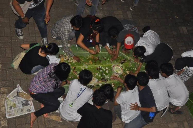 Kalau Mau Malam Tahun Barumu Seru dan Menyenangkan, Jangan Lupakan Detil-Detil Ini! 13