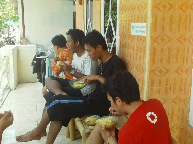 Beragam Alasan + Cara Jitu Untuk Menghentikan Kebiasaan Makan Mie Instan dan Gorengan 10