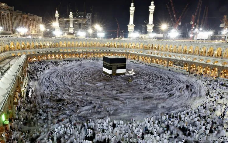 Tips Mengelola Uang Agar Kamu Mampu Umrah di Usia 30-an 13