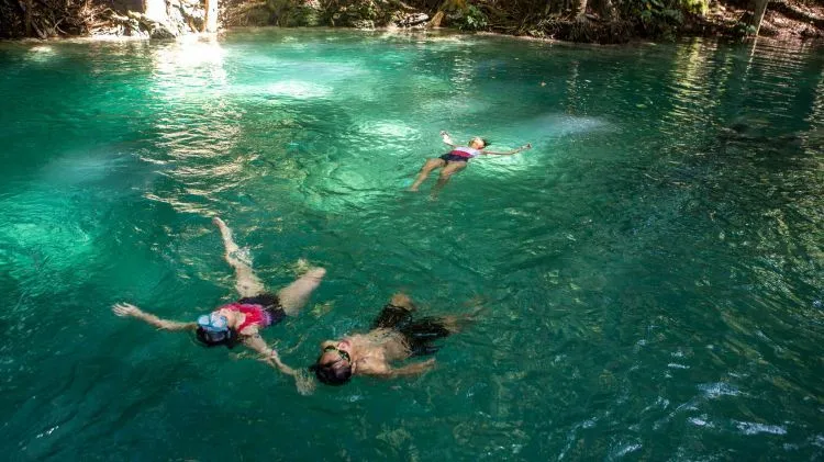 Bersama Pasangan Halalmu Nanti, Inilah 10 Destinasi Traveling yang Wajib Kalian Kunjungi 14