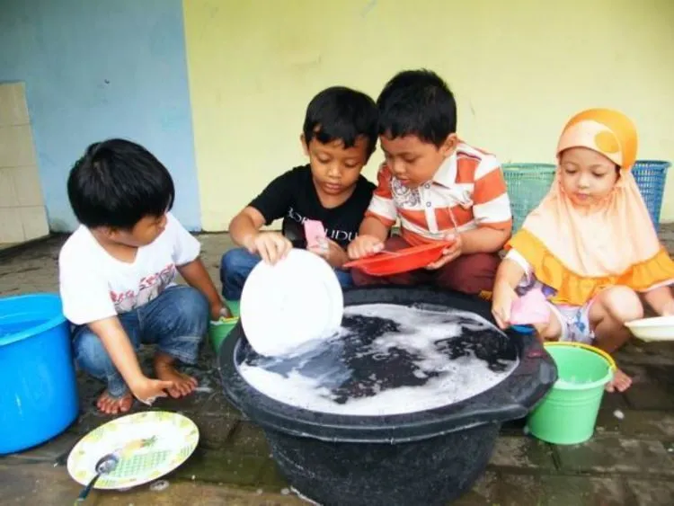 Berbagai Hal yang Sering Bikin Kamu Malas Ikut Acara Kumpul Keluarga 34