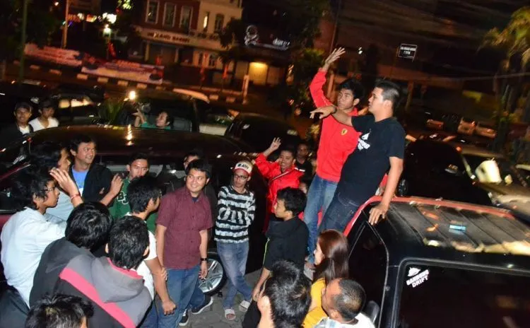 Kalau Mau Malam Tahun Barumu Seru dan Menyenangkan, Jangan Lupakan Detil-Detil Ini! 17