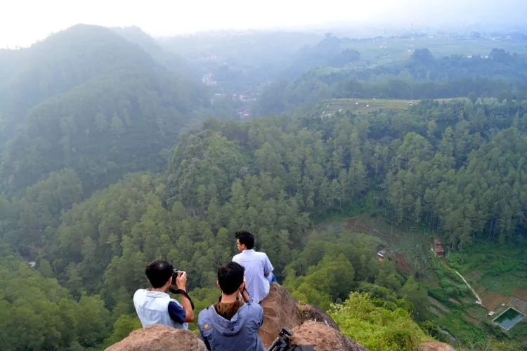 Daftar Objek Wisata di Bandung, Menyusuri Sisi Lain Kota Kembang 25