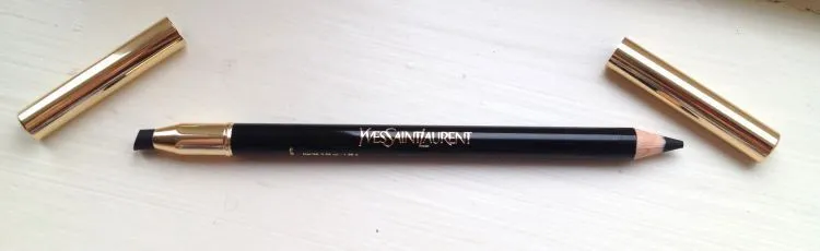 Tips dan Trik Memakai Eyeliner Dalam Kurang Dari 3 Menit 15