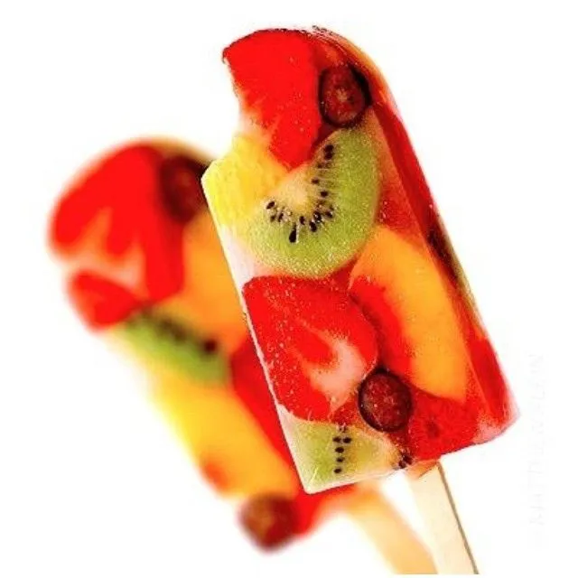 7 Resep Infused Cube dan Fruit Popsicle yang Ampuh Menyegarkan Harimu 12