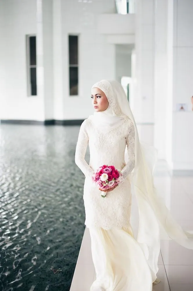 Kata Cowok: Cewek Berjilbab Memang Terlihat Berbeda. Karena.... 20