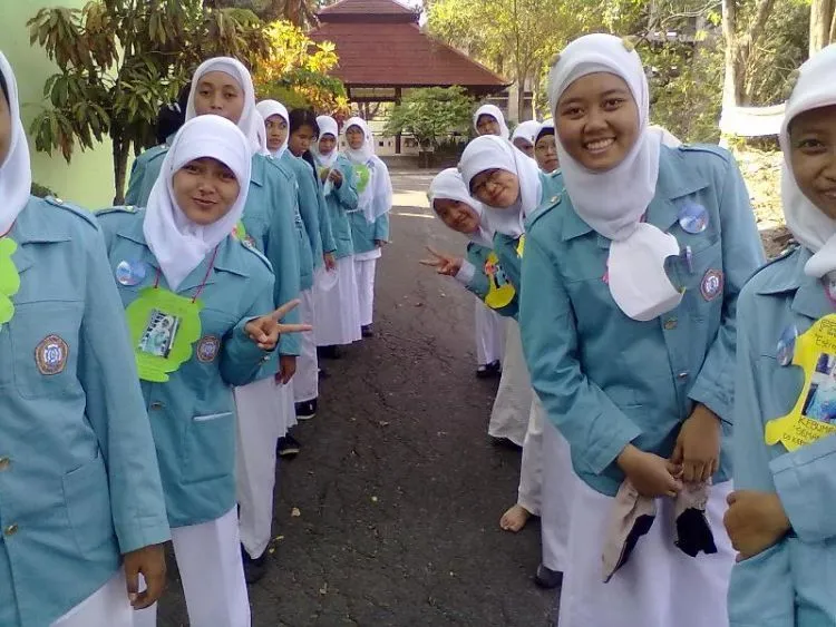 Sekelumit Cerita yang Hanya Dipahami Oleh Mahasiswa UNS Surakarta! 106