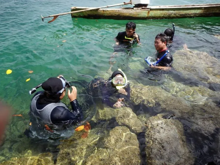10 Tips Buat Kamu yang Baru Ingin Mencoba Snorkeling di Laut. Nggak Serem Kok! 19