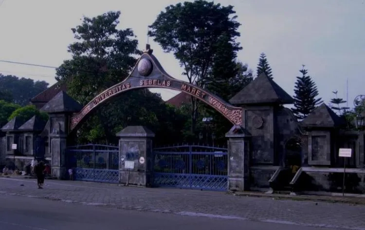 Sekelumit Cerita yang Hanya Dipahami Oleh Mahasiswa UNS Surakarta! 124