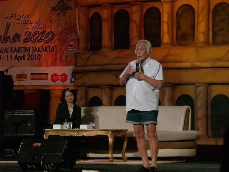 9 Prinsip Gila Bob Sadino yang Tak Hanya Menjadikannya Kaya, Namun Juga Berguna Sebagai Manusia 17