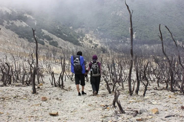 7 Gunung yang Keindahannya Terasa Lebih Lengkap Jika Ditaklukkan Bersama Pacar 9