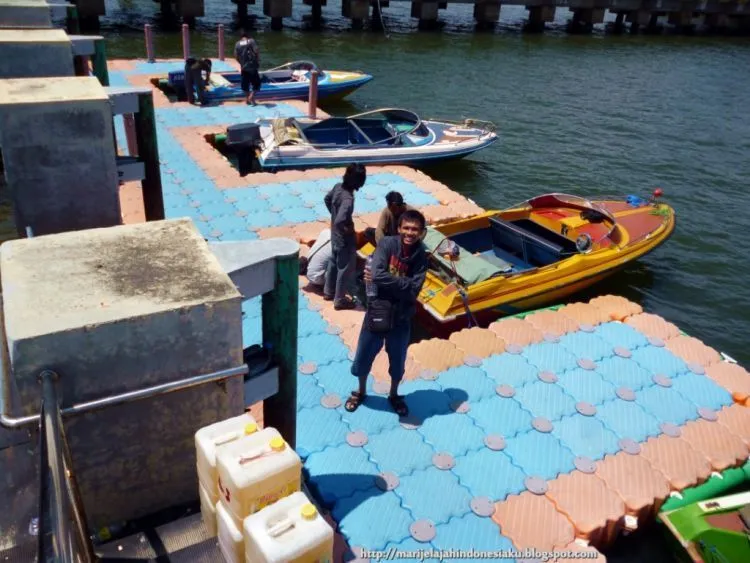 Kepulauan Derawan: Nirwana Kecil di Muka Bumi yang Menunggu Untuk Kamu Jelajahi 21