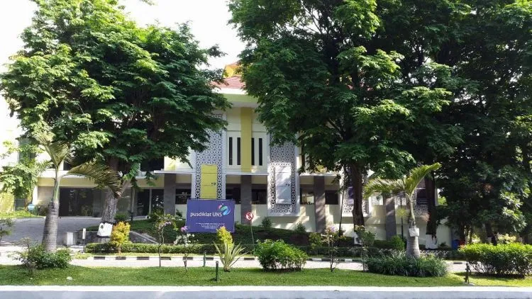 Sekelumit Cerita yang Hanya Dipahami Oleh Mahasiswa UNS Surakarta! 119