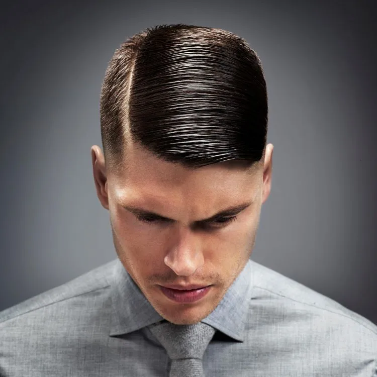 Cowok Gak Usah Ribet Urusan Penampilan. 7 Gaya Rambut Dengan Pomade Ini Cukup Jadi Andalan 21