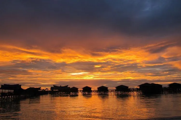Kepulauan Derawan: Nirwana Kecil di Muka Bumi yang Menunggu Untuk Kamu Jelajahi 27