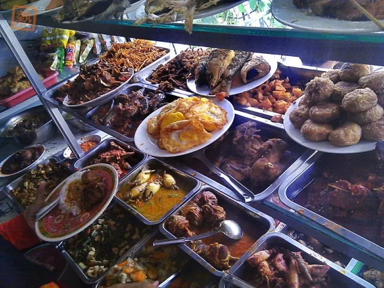 Ingin Hubungan Lebih Mesra dengan Traveling Bareng Pacar, Pastikan 10 Hal Ini Kamu Perhatikan! 18