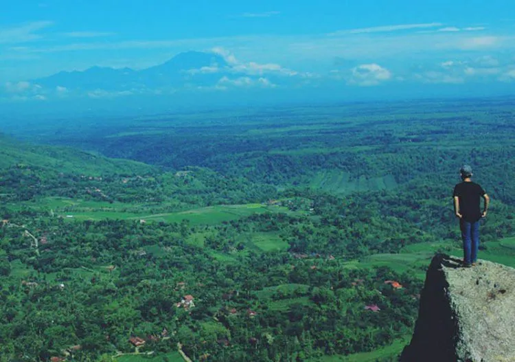 11 Destinasi Wisata Ponorogo, Pesona Alam yang Indah Banget 14