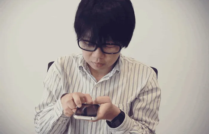 Beragam Kegunaan Smartphone Buat Kamu yang Gak Punya Pacar Buat Dihubungi (Baca: Jomblo!) 16