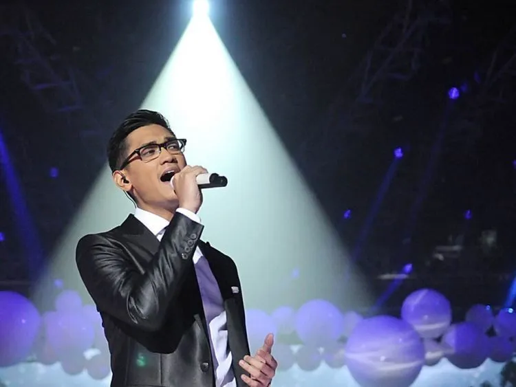 Lagu yang Harus Kamu Dengar Sebelum Datang ke Nikahan Mantan, Supaya Move On Kamu Nggak Gagal Total 12