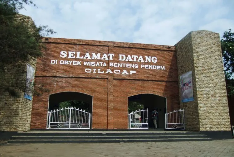 8 Destinasi Wisata Cilacap, Suguhkan Keindahan Alam yang Sebenarnya 12