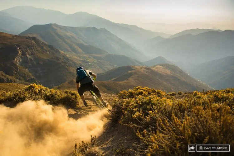 8 Alasan Kenapa Blusukan Pakai Sepeda Gunung Bisa Jadi Alternatif Aktivitas Outdoor yang Asyik 11