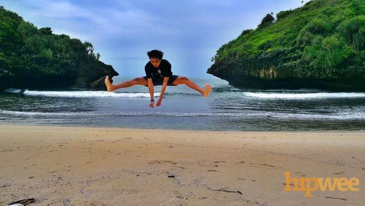 Menjamahi Perawannya Pantai Sedahan, Permata Tersembunyi di Yogyakarta 22