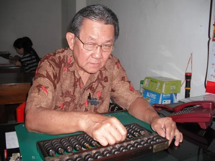 Hal-Hal yang Sering Kamu Rasakan Sebagai Keturunan Tionghoa yang Lahir dan Besar di Indonesia 25