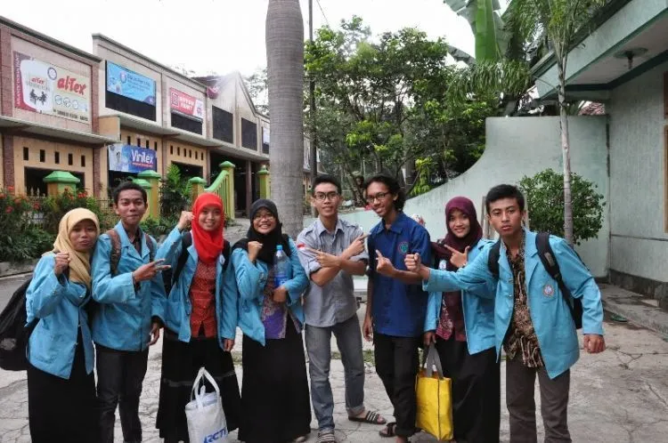 13 Alasan Kenapa Memacari Anak BEM Membuatmu Masuk Kategori Manusia Beruntung 19