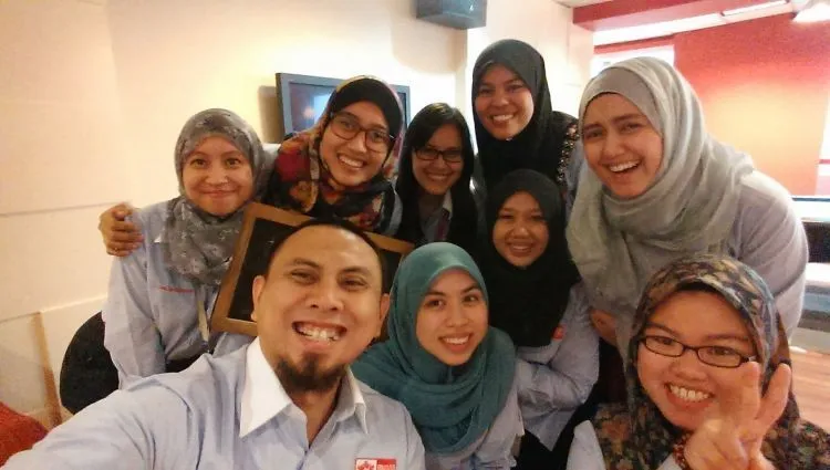 9 Trik Mudah Biar Kamu Terlihat Lebih Fotogenik Dalam Setiap Kegiatan Foto-foto 18