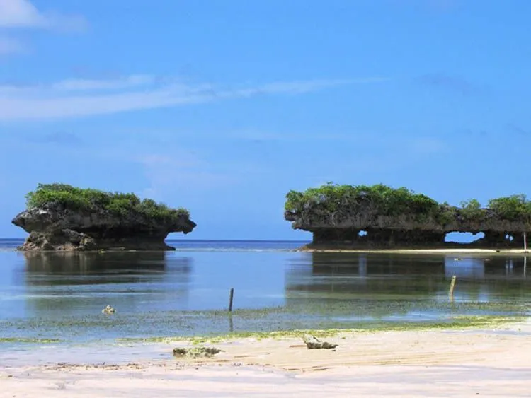12 Destinasi Wisata Wakatobi, Permata Laut Banda yang Wajib Kamu Kunjungi 13