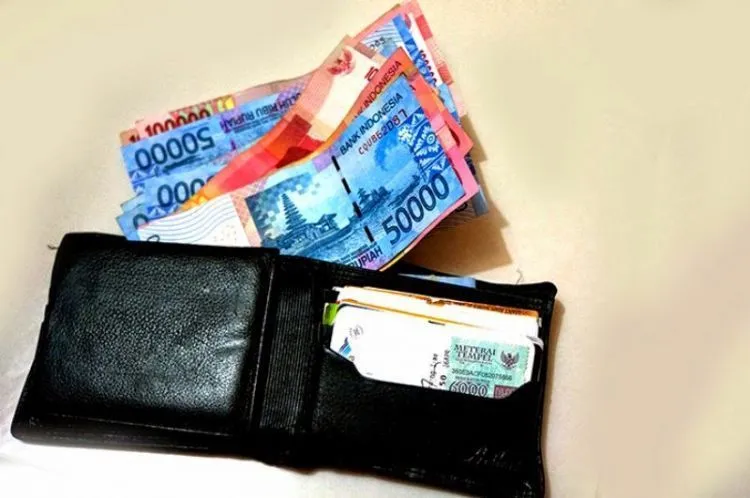 10 Cara Bijak Mengelola Gaji agar Rasa Lelahmu Bekerja Tidak Ludes Tanpa Makna 14