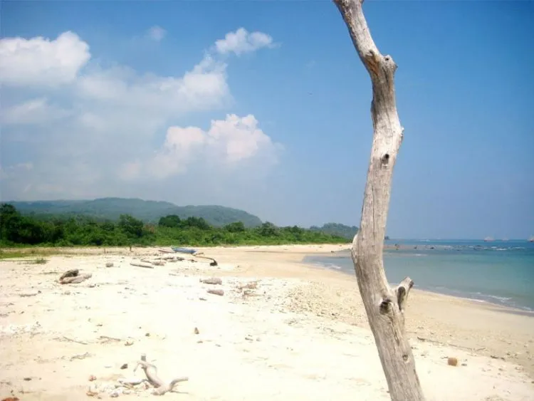 Hari Gini Masih Ngeledek Banten? Ini 14 Destinasi Indah di Banten yang Bisa Membuatmu Terpukau 17