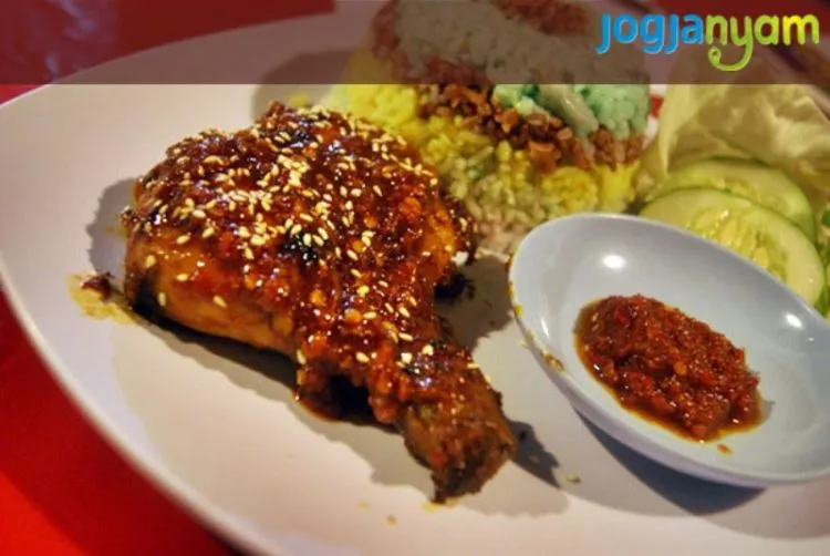 12 Sajian Kuliner Kota Jogja yang Siap Menguji Level Pedasmu 20