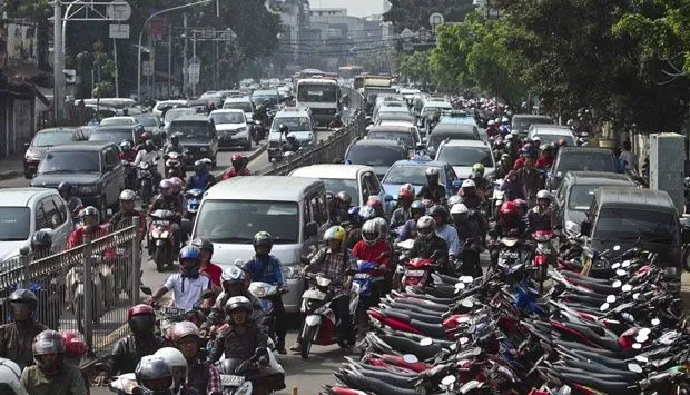 Banyak Cara Meringankan Masalah Negeri, Selain Marah-Marah & Mimpi Kewarganegaraanmu Berganti 11