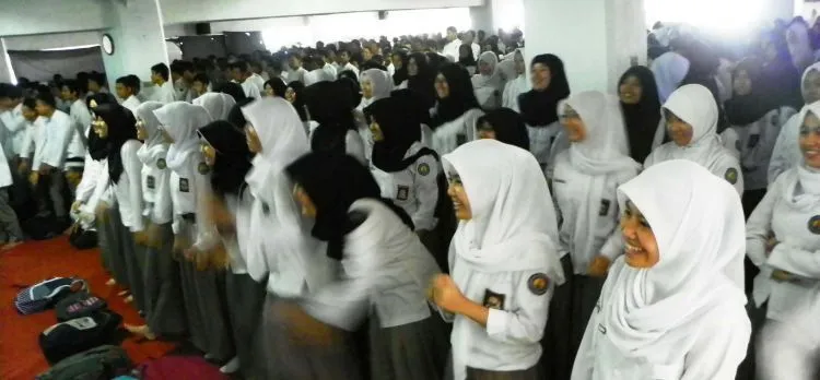 18 Pemuda-Pemudi Masjid Membocorkan Rencananya di Hari Valentine dan Kamu Mesti Dengar Apa Kata Mereka 11