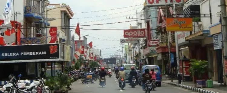 Daftar Tempat Wisata di Kediri & Kulinernya yang Enak 15