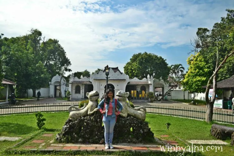 Daftar Destinasi Wisata di Cirebon, Suguhkan Keindahan Alam dan Tempat Bersejarah 14