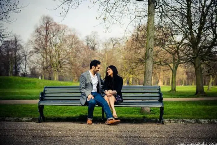 10 Keuntungan yang Kamu Dapat ketika Memilih Cowok yang Usianya Lebih Tua 11