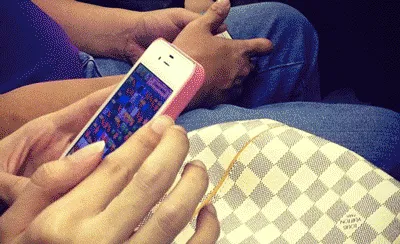 Beragam Kegunaan Smartphone Buat Kamu yang Gak Punya Pacar Buat Dihubungi (Baca: Jomblo!) 23