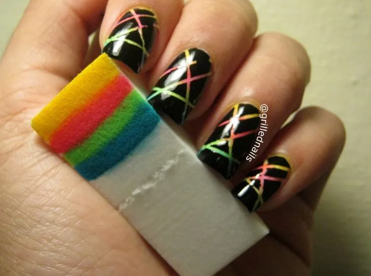 8 Kreasi Nail Art Cantik yang Bisa Kamu Buat Sendiri Tanpa Perlu Pergi Ke Salon 23
