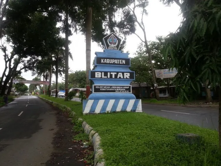 Blitar - Kota Sejarah yang Layak Kamu Sambangi, Bukannya Malah Tak Dipedulikan Lagi 12
