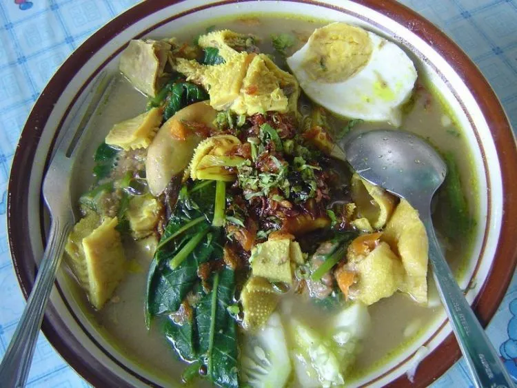Daftar Kuliner di Jawa Timur, Dijamin Nagih dan Mengesankan! 11