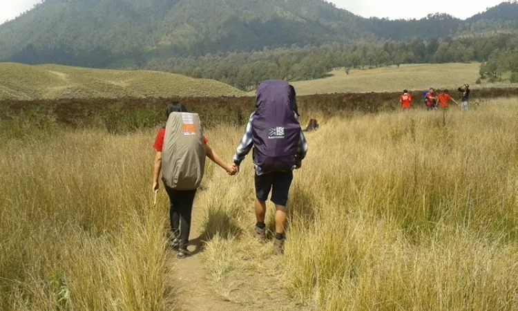 Stop Meremehkan Gunung! Kamu Terlalu Berharga Untuk Mati Konyol di Sana 10