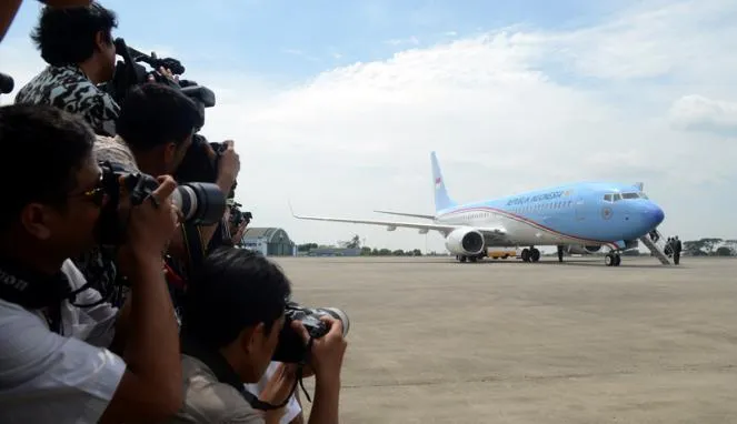 9 Profesi (Selain Traveler) yang Akan Rela Membayarmu Menyaksikan Indahnya Indonesia 15