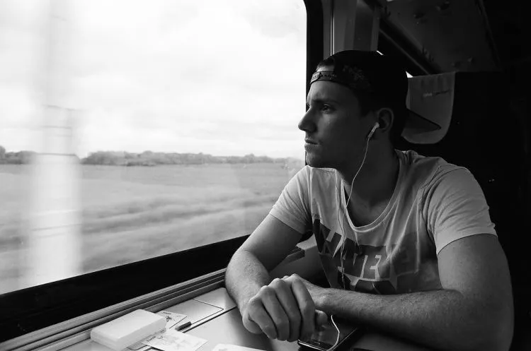 10 Pergumulan Batin Ini, Cuma Kamu yang Introvert Traveler yang Bisa Memahami 12
