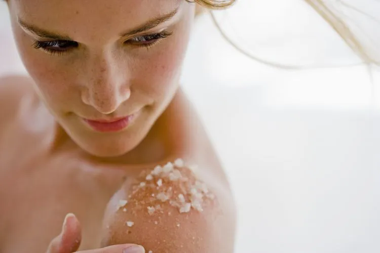 Kita Intip Cara Cewek Mandi, Yuk! 26
