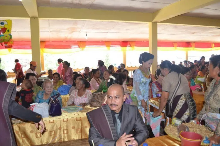 Menilik Kemeriahan Pesta Perkawinan Adat Batak Toba, Langsung dari Balige! 22
