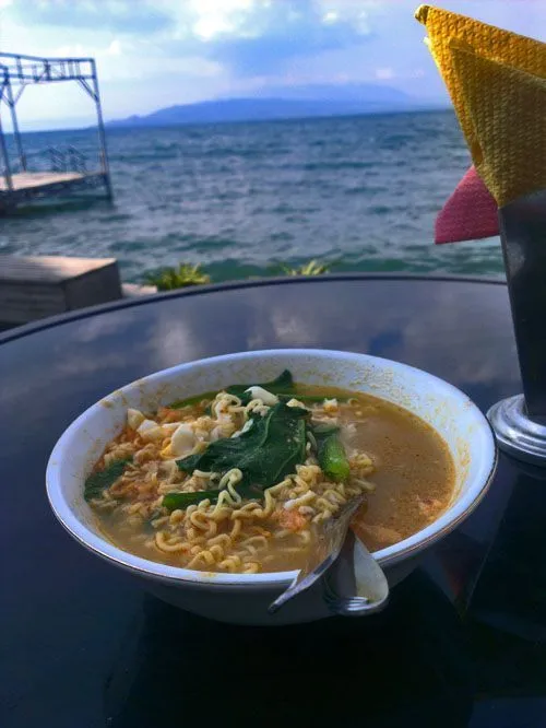 Lumban Silintong dan Kisah Bocah-Bocah Pemburu Koin di Danau Toba 13