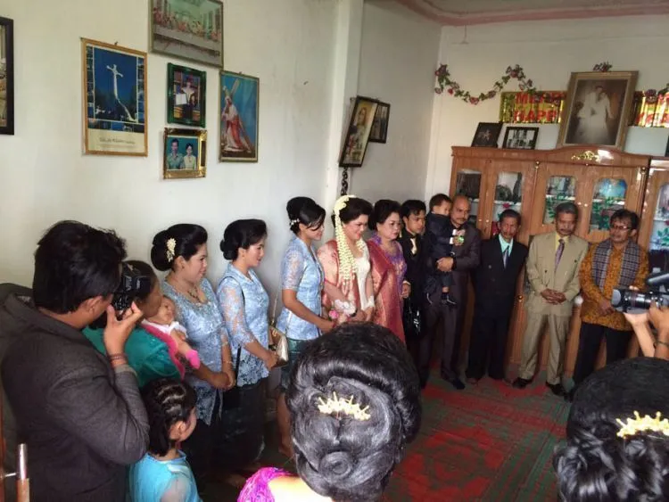 Menilik Kemeriahan Pesta Perkawinan Adat Batak Toba, Langsung dari Balige! 13