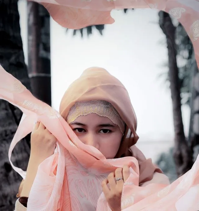 16 Komentar yang Hampir Pasti Bakal Kamu Dapat, Saat Baru Mulai Berhijab 30